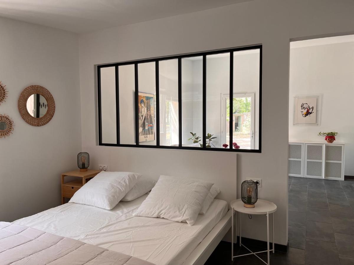 Maisonnette Independante Avec Jardin/Patio نيم المظهر الخارجي الصورة
